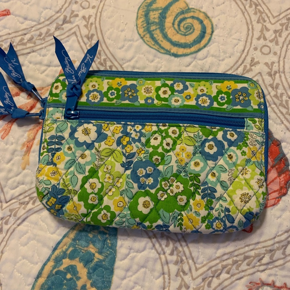 Vera Bradley Variety Collection of Wallets, Coin Purses and Makeup Bags - Picture 4 of 7